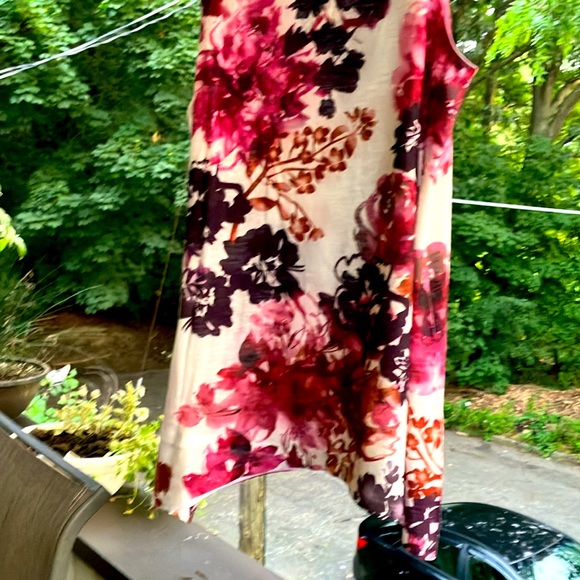 Woman’s tunic size large that’s 12 to 14. Colors of deep purple, light, - Picture 3 of 6